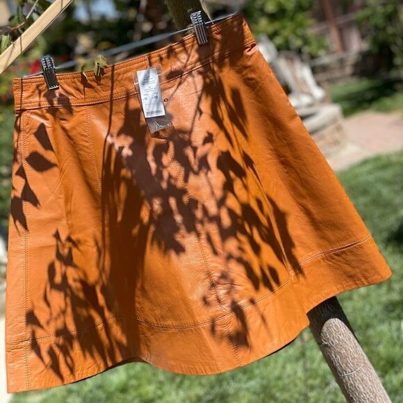 šBEBEĀ šÆāLeatherāCircleāSkaterāSkirt,āSZā10 - Picture 4 of 7